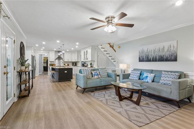 107 Jonquil CT, Yorktown, VA 23693
