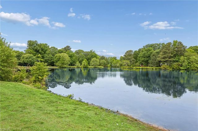 107 Jonquil CT, Yorktown, VA 23693