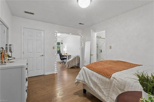 107 Jonquil CT, Yorktown, VA 23693