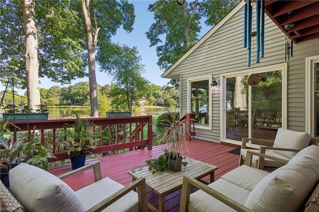 107 Jonquil CT, Yorktown, VA 23693
