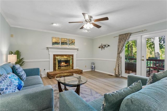 107 Jonquil CT, Yorktown, VA 23693