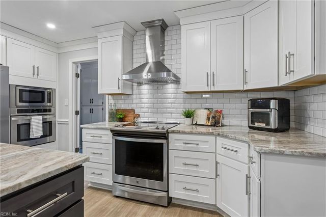 107 Jonquil CT, Yorktown, VA 23693