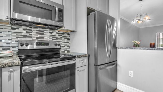 6510 Winfield Boulevard 102, Margate, FL 33063