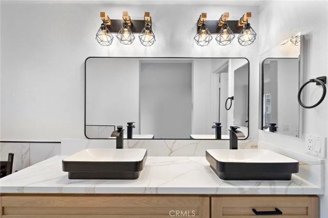 18 Crivelli Aisle, Irvine, CA 92606
