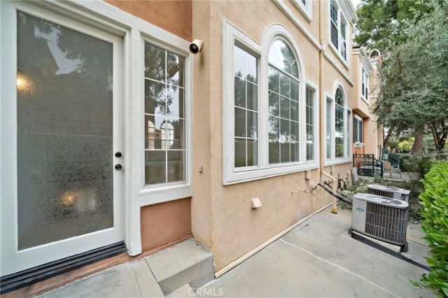 18 Crivelli Aisle, Irvine, CA 92606