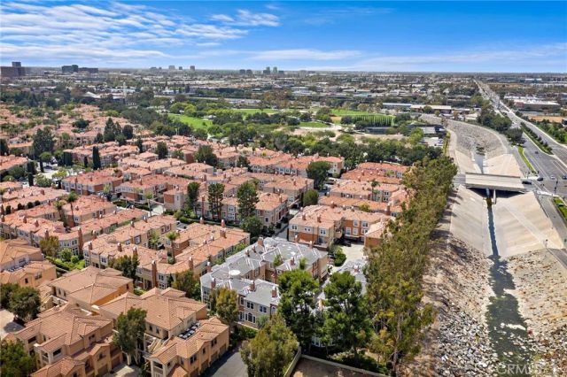 18 Crivelli Aisle, Irvine, CA 92606