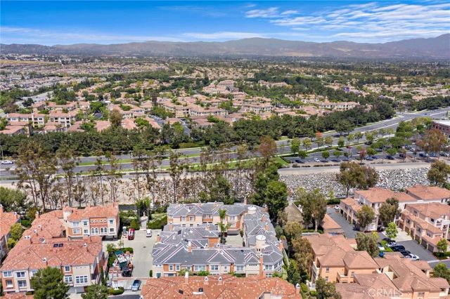 18 Crivelli Aisle, Irvine, CA 92606