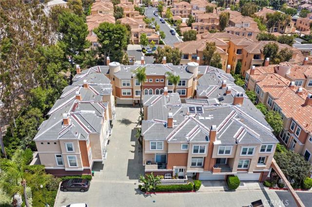 18 Crivelli Aisle, Irvine, CA 92606