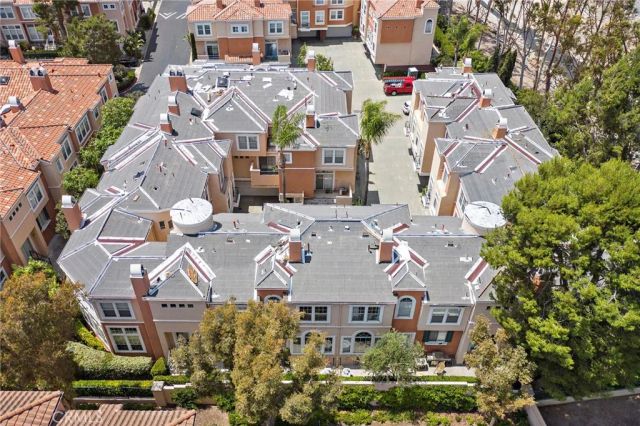 18 Crivelli Aisle, Irvine, CA 92606