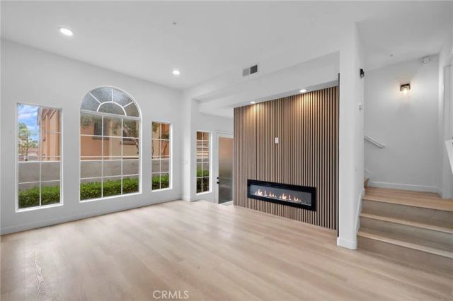 18 Crivelli Aisle, Irvine, CA 92606