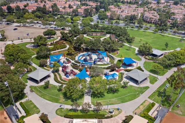 18 Crivelli Aisle, Irvine, CA 92606