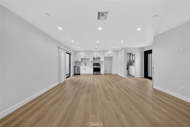 12943 W Kilikia Drive, North Hollywood, CA 91605