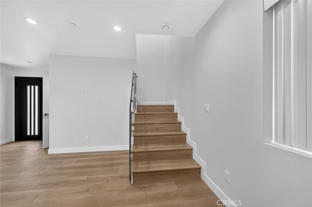 12943 W Kilikia Drive, North Hollywood, CA 91605