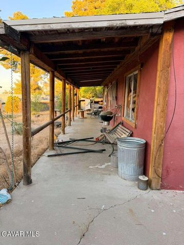 12156 E Avenue V 12, Pearblossom, CA 93553