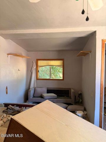 12156 E Avenue V 12, Pearblossom, CA 93553