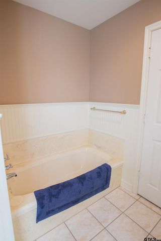 3617 Flagstone Dr, Tyler, TX 75707