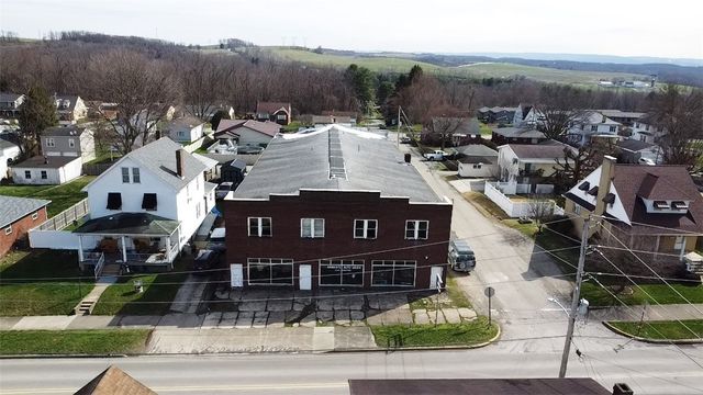 402 Main St, Masontown, PA 15417