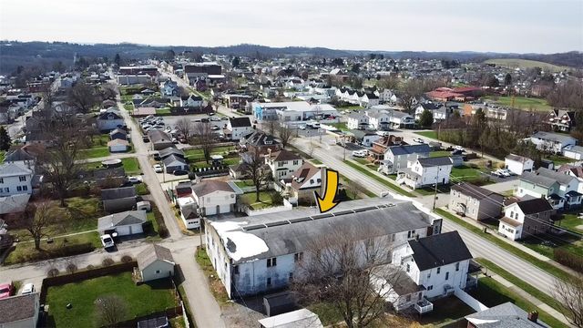 402 Main St, Masontown, PA 15417
