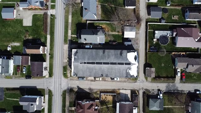 402 Main St, Masontown, PA 15417