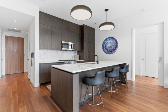 160 2nd Ave S Apt 1906, Nashville, TN 37201