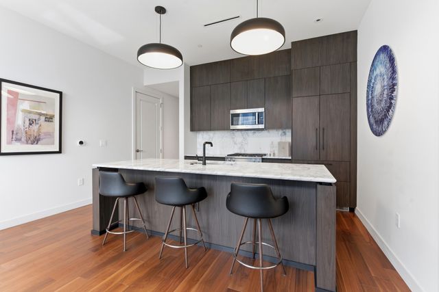 160 2nd Ave S Apt 1906, Nashville, TN 37201