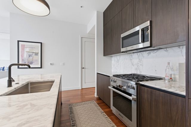 160 2nd Ave S Apt 1906, Nashville, TN 37201