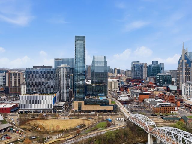 160 2nd Ave S Apt 1906, Nashville, TN 37201