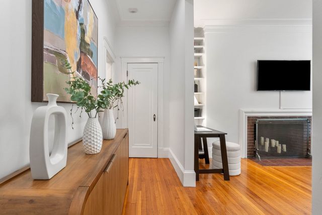 293 Beacon Street 2, Boston, MA 02116