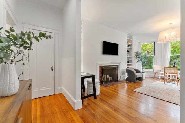 293 Beacon Street 2, Boston, MA 02116