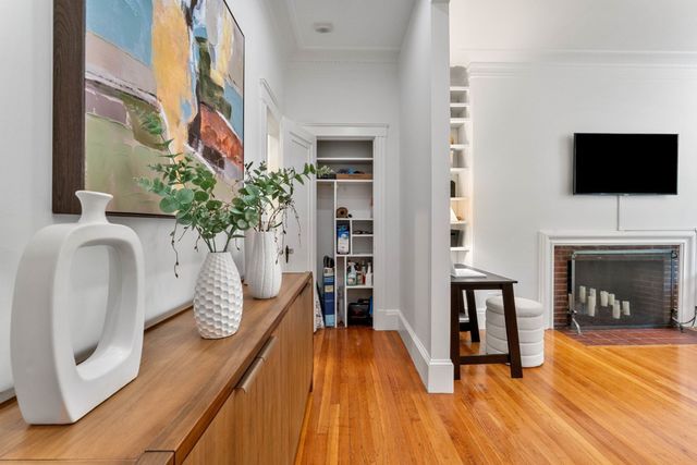 293 Beacon Street 2, Boston, MA 02116