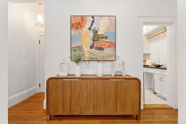 293 Beacon Street 2, Boston, MA 02116