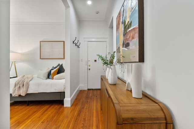 293 Beacon Street 2, Boston, MA 02116