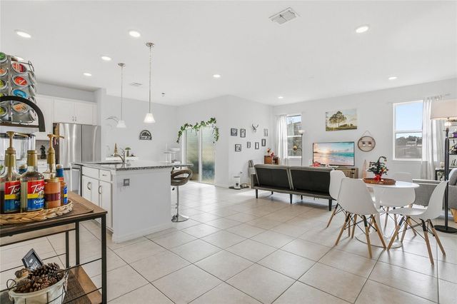 24409 SUNNYS HALO WAY, Sorrento, FL 32776