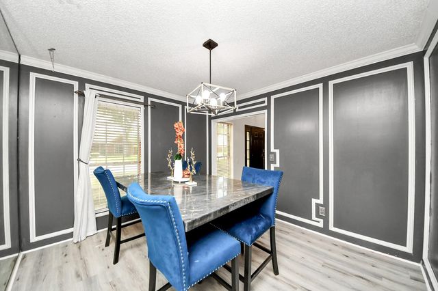 3925 Spring Crest Court, Pearland, TX 77584
