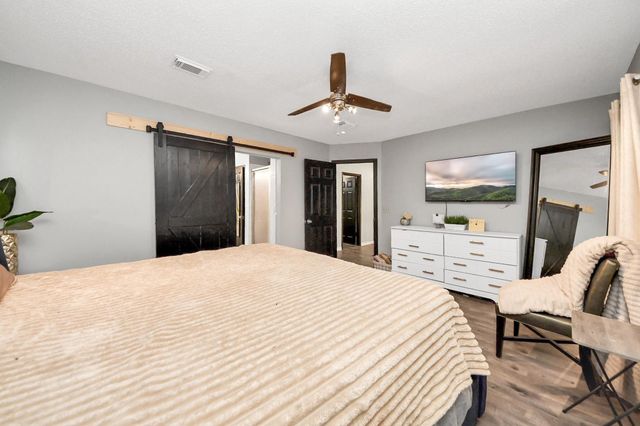 3925 Spring Crest Court, Pearland, TX 77584