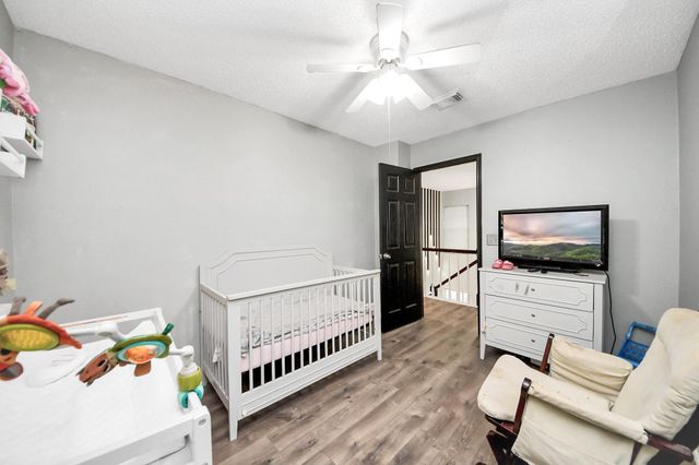 3925 Spring Crest Court, Pearland, TX 77584
