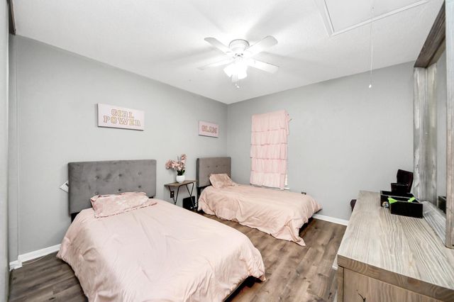 3925 Spring Crest Court, Pearland, TX 77584