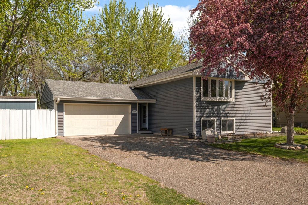9900 129th Lane N, Champlin, MN 55316