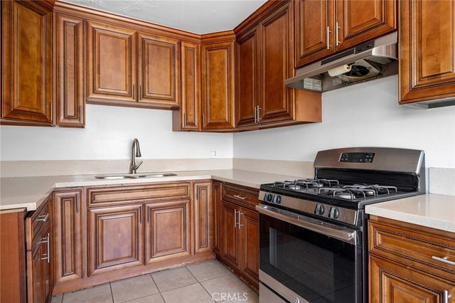 6915 Coldwater Canyon Avenue, North Hollywood, CA 91605