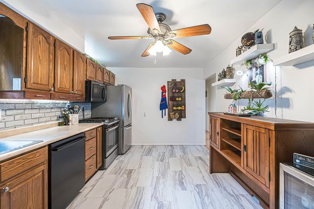 4016 EAST Avenue, Erie, PA 16504