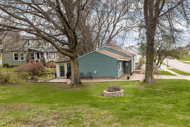 4016 EAST Avenue, Erie, PA 16504