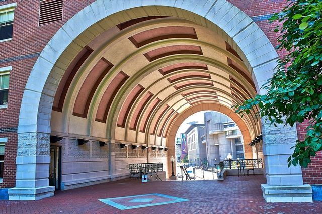 150 Staniford Street PH9, Boston, MA 02114