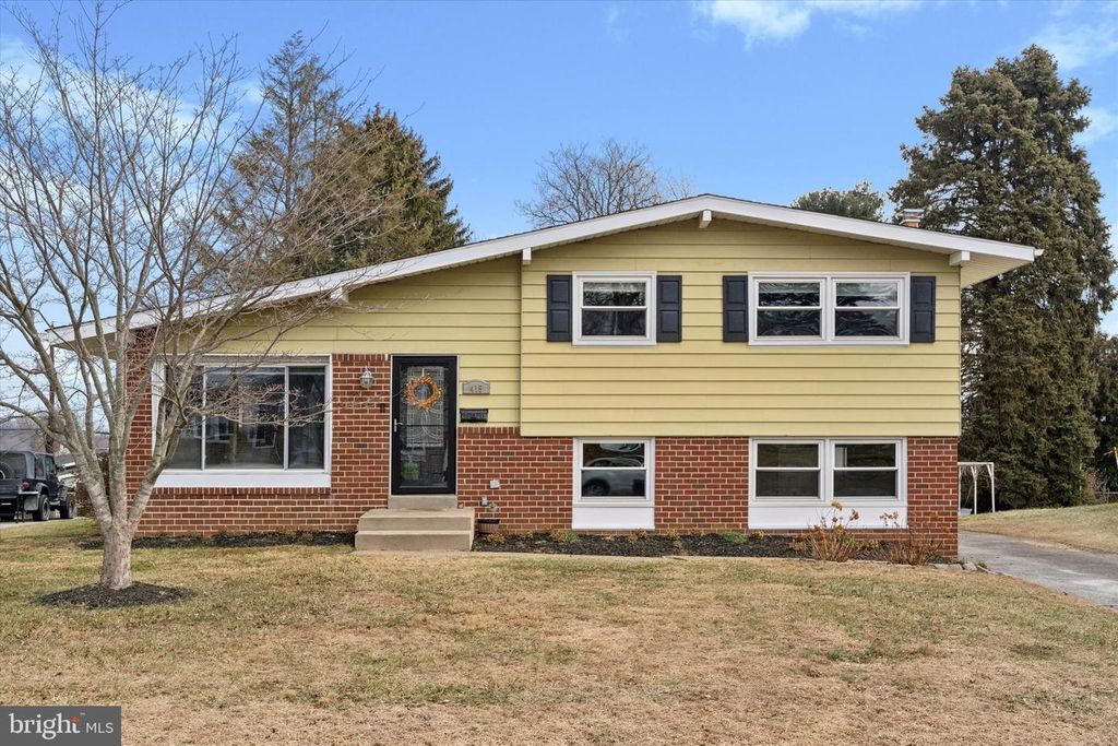 415 MILFORD RD, Broomall, PA 19008