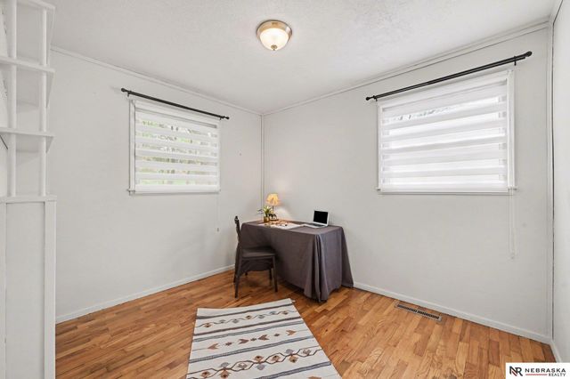 5601 Frederick Street, Omaha, NE 68106