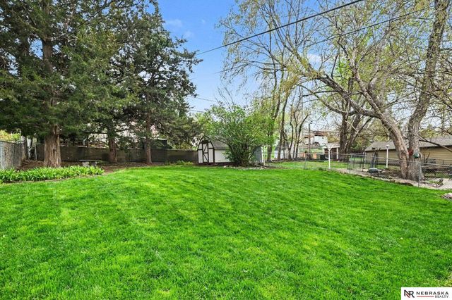 5601 Frederick Street, Omaha, NE 68106