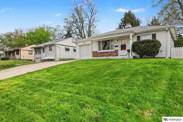 5601 Frederick Street, Omaha, NE 68106