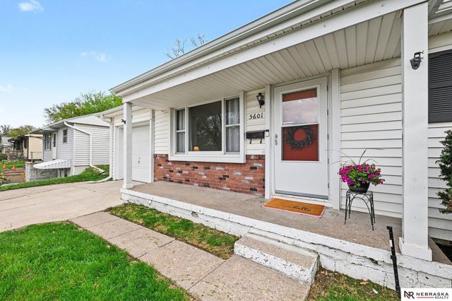 5601 Frederick Street, Omaha, NE 68106