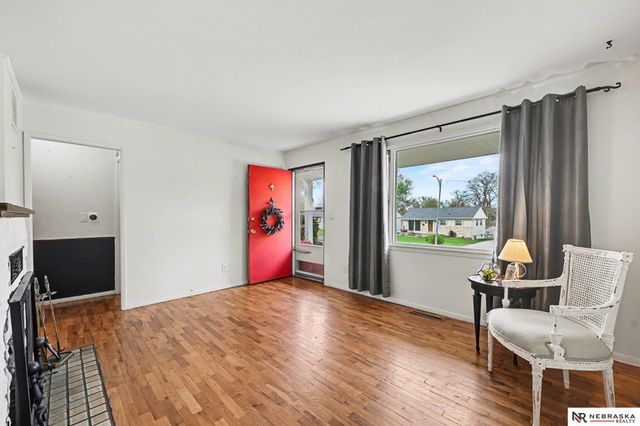 5601 Frederick Street, Omaha, NE 68106