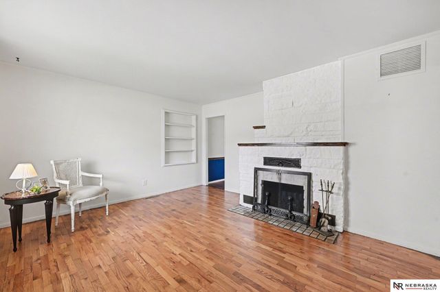 5601 Frederick Street, Omaha, NE 68106