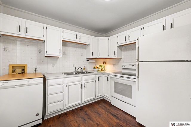 5601 Frederick Street, Omaha, NE 68106